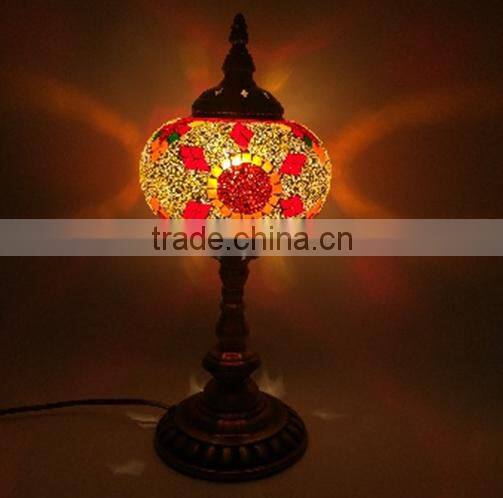 High Quality Stained Glass &Plating Iron Kitchen Bar Light Restaurant Home Decoration Multicolor Classic Floor Lamp RT-FC9M01