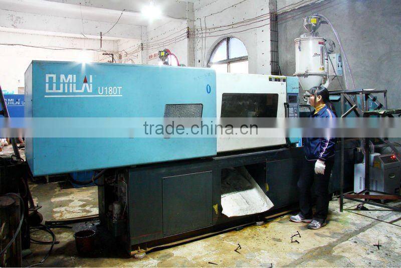 Hot selling aluminum 200 poker chip game set