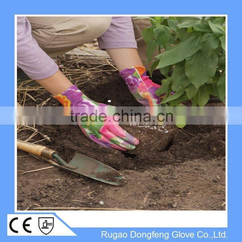 13 Gauge Flower Print Polyester Liner Coated Nitrile Garden Gloves, Women Gardening Gloves, Floral Nitrile Gloves