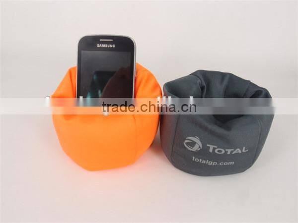 Practical desktop pink cell phone stand holder stuffed bean bag soft mobile phone holder