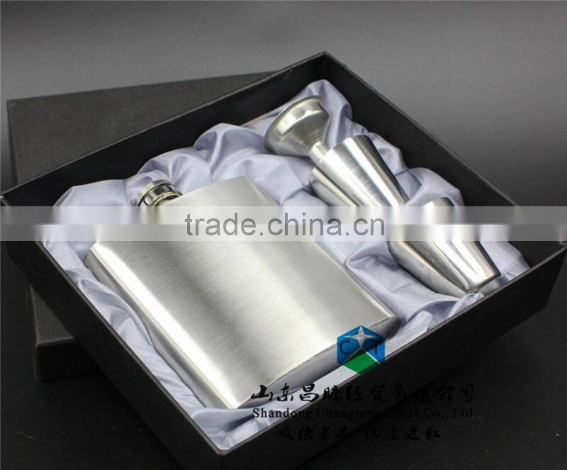 Can Print Customer LOGO Screen Printing Embossing Laser 7 oz Set Wine Funnel 201Stainless Steel Light Portable Hip Flask