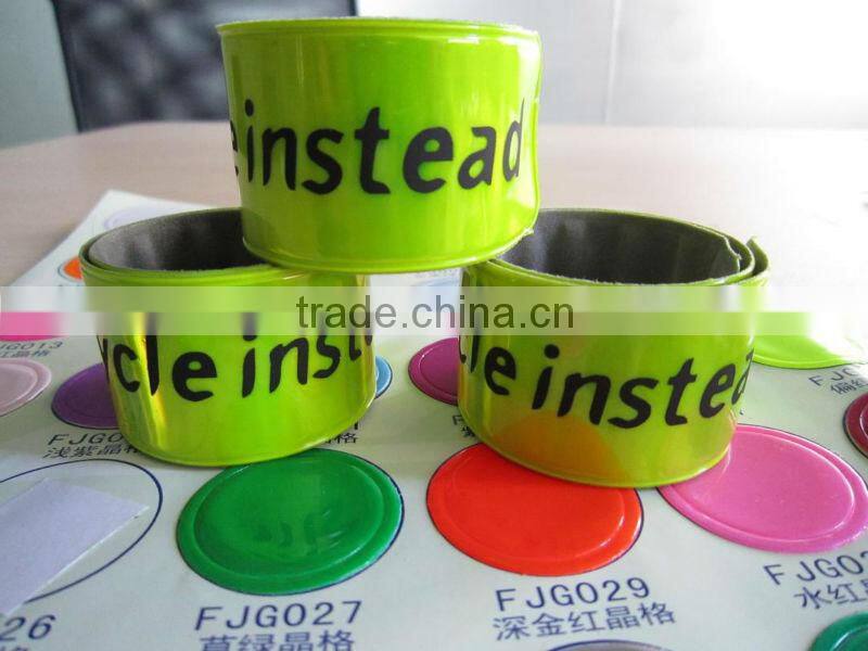2015 Promotion High quality bicycle safety custom reflective slap bracelet
