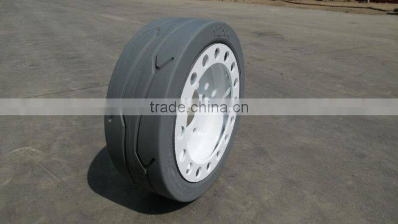 12-4 High quality non marking wheel with brake for lifting platform
