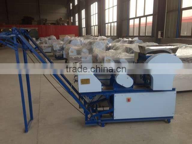 Small noodle machine