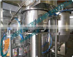 laundry detergent pouch filling and sealing machine