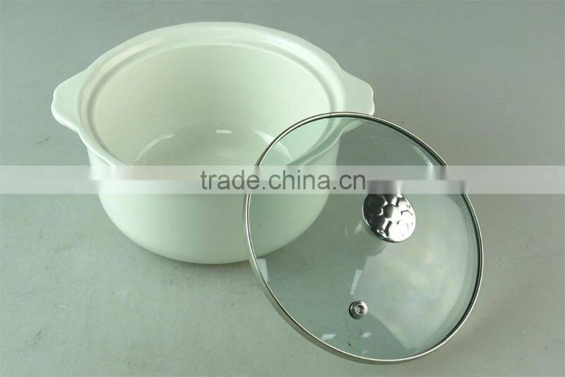 Cream ceramic soup tureen with glass cover/lid in stocklot for home use