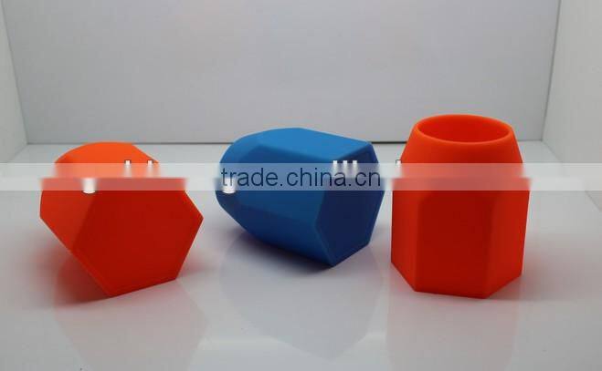 hot sale dongguan eco-friendly silicone penholder