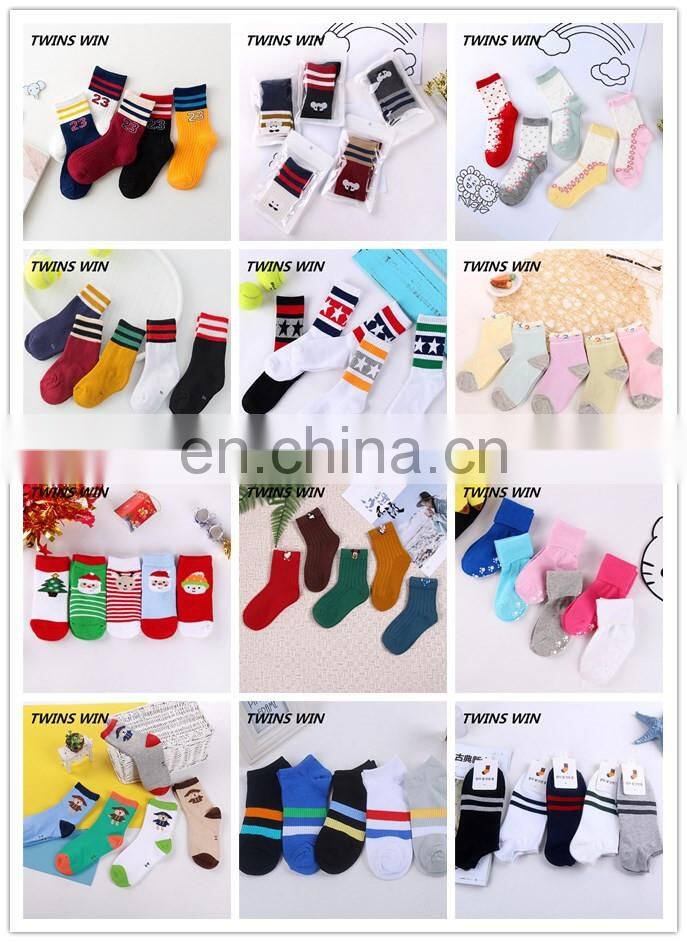 Professional quality in- stock items kids Winter Autumn popular anti-Slip animal design 100% cotton socks wholesale