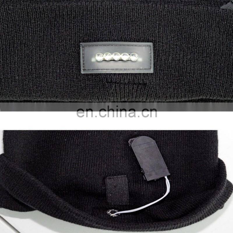 2017 Best design of Knit Beanie hard hat with led light