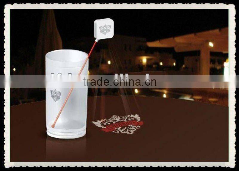 2015 fashion battery hot selling colorful walking stick with flashlight