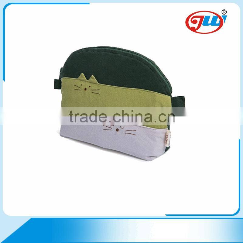 China wholesale promotional new design canvas cosmetic bag