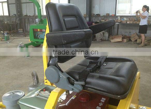 The China largest manufacturer for small towable excavator with engine