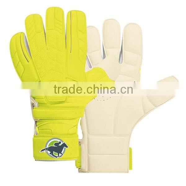 Blackthorn's Goal Keeping Gloves Green