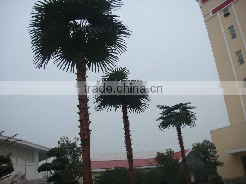 Artificial Washongtonia palm tree
