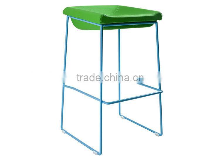 BS002 Unique metal bar stool high chair