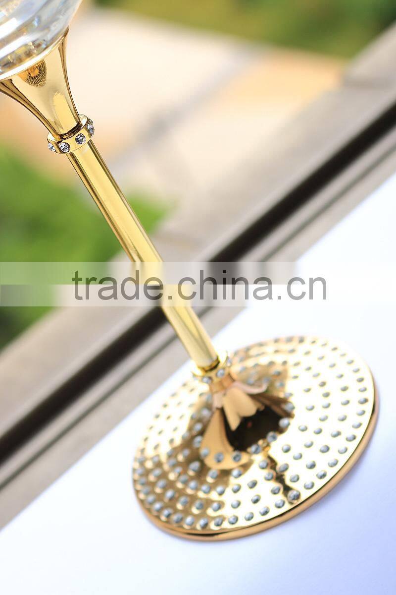 2015 new design lead free clear crystal 200ml wedding champagne wine glasses with gold plating stand