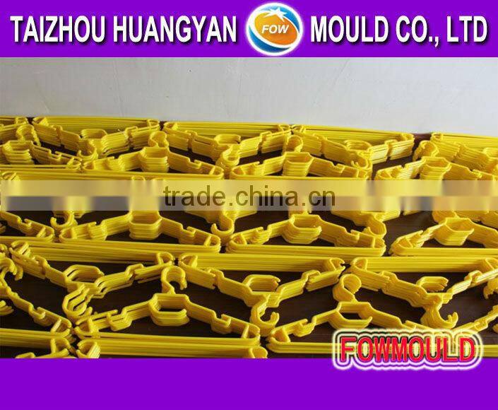 OEM custom plastic hanger mold manufacturer