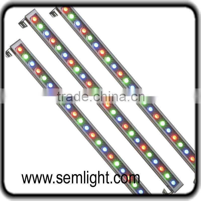 24W TUV CE RoHS IEC Approved IP65 LED Wall Washer Wireless