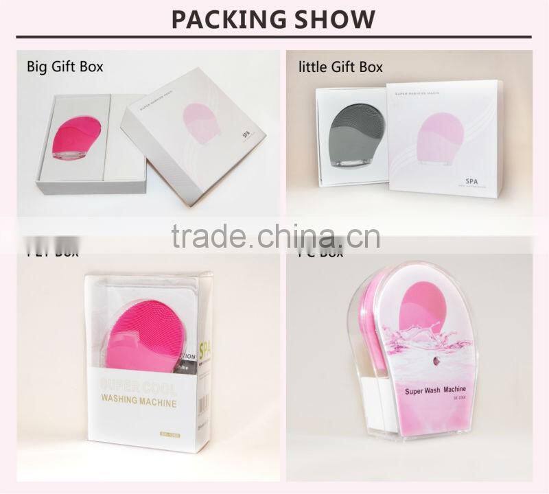 Handheld girl use facial cleansing brush blackhead extractor exfoliating scrub