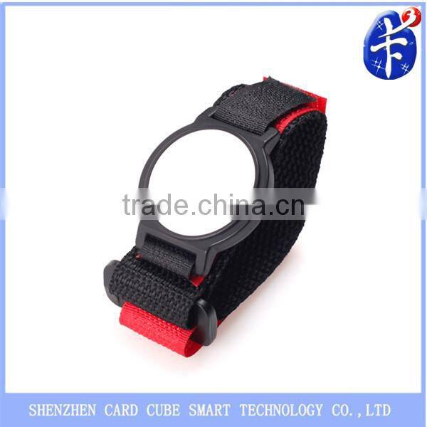 Professional manufacturer of Nylon nfc wristband
