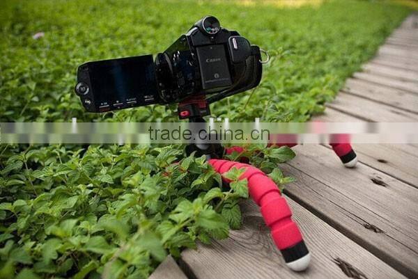 Octopus flexible mini selfie stick phone tripod with stand