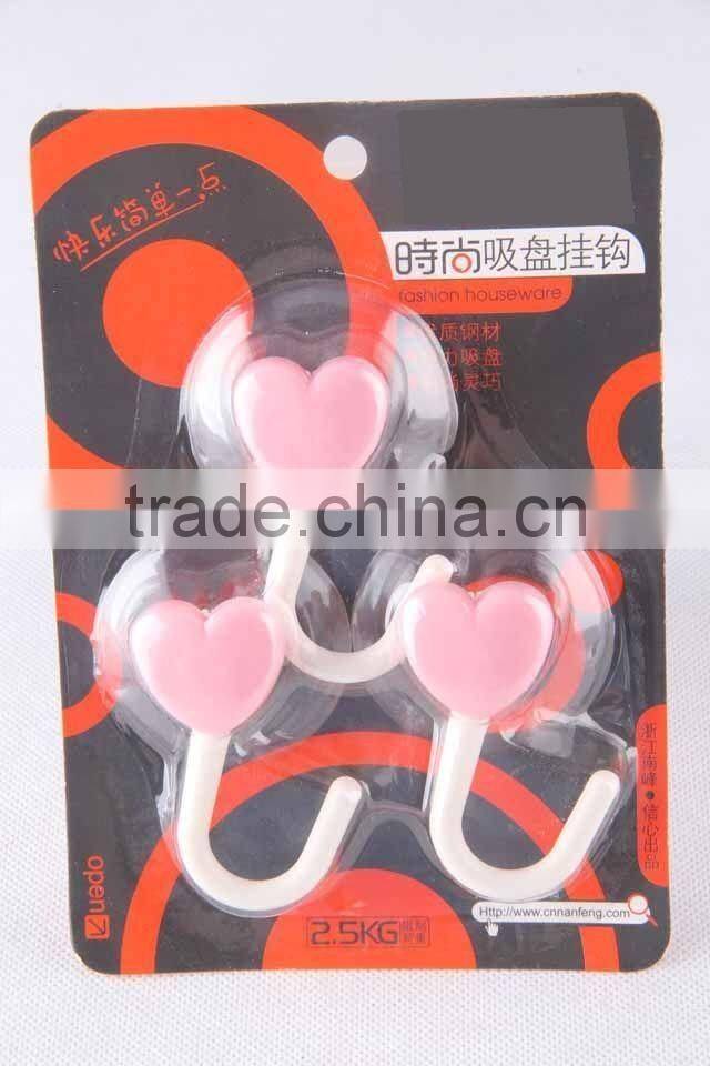 3pc pink heart shape plastic hook