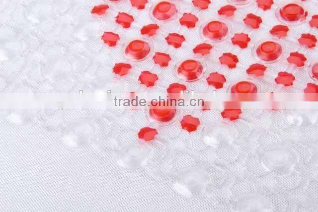 Transparent oval PVC anti slip bath mat with heart pattern/bathroom mat