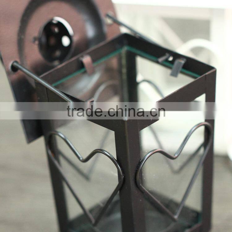Metal candle holder lantern