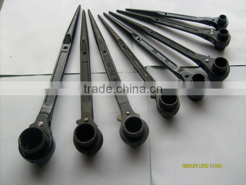 18*450mm 45# carbon steel spanish type sharp tail Adjustable Wrench