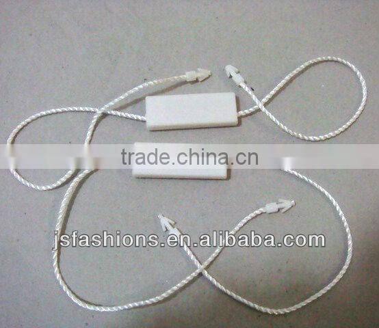 Fashion ordinary common use garment plastic tag without logo