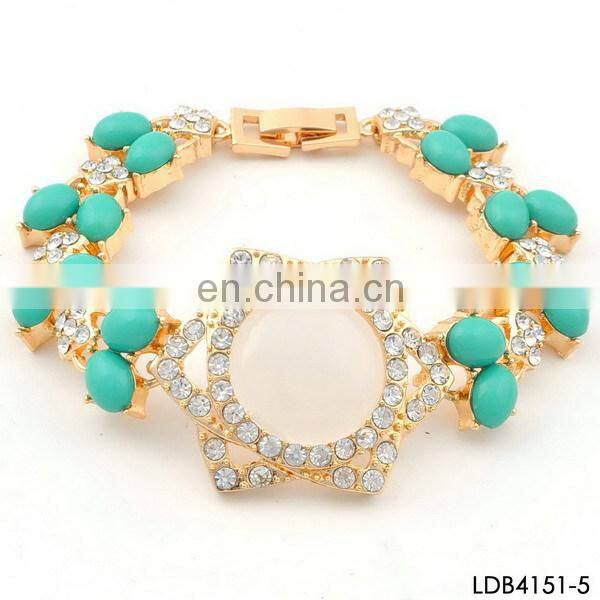 Pineapple charm elastic cord bracelet