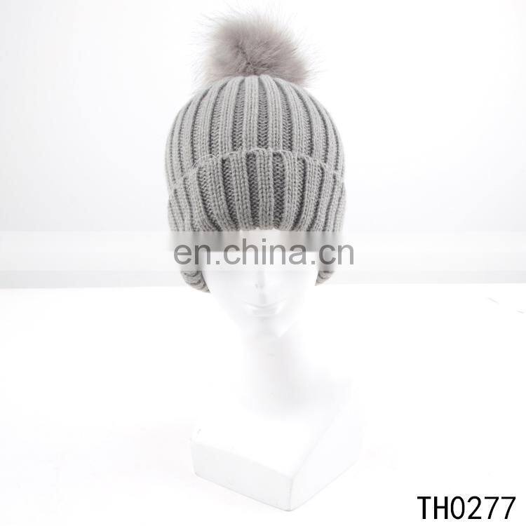 Wholesale winter cheap custom acrylic knit beanie hat cap with pompom