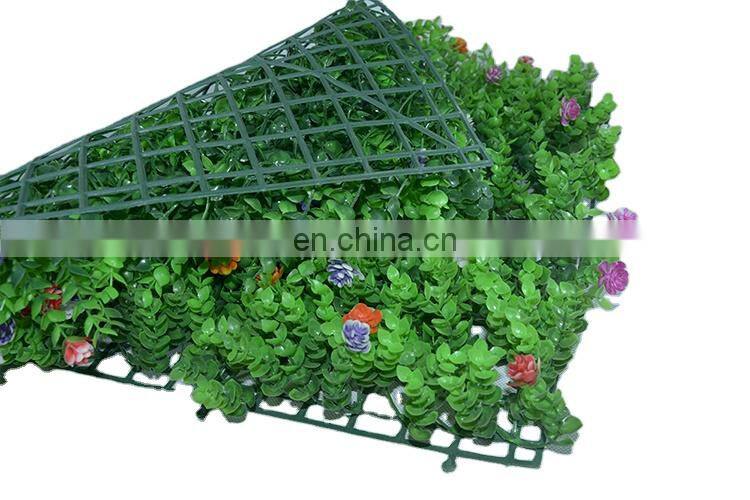 Vertical green wall flower