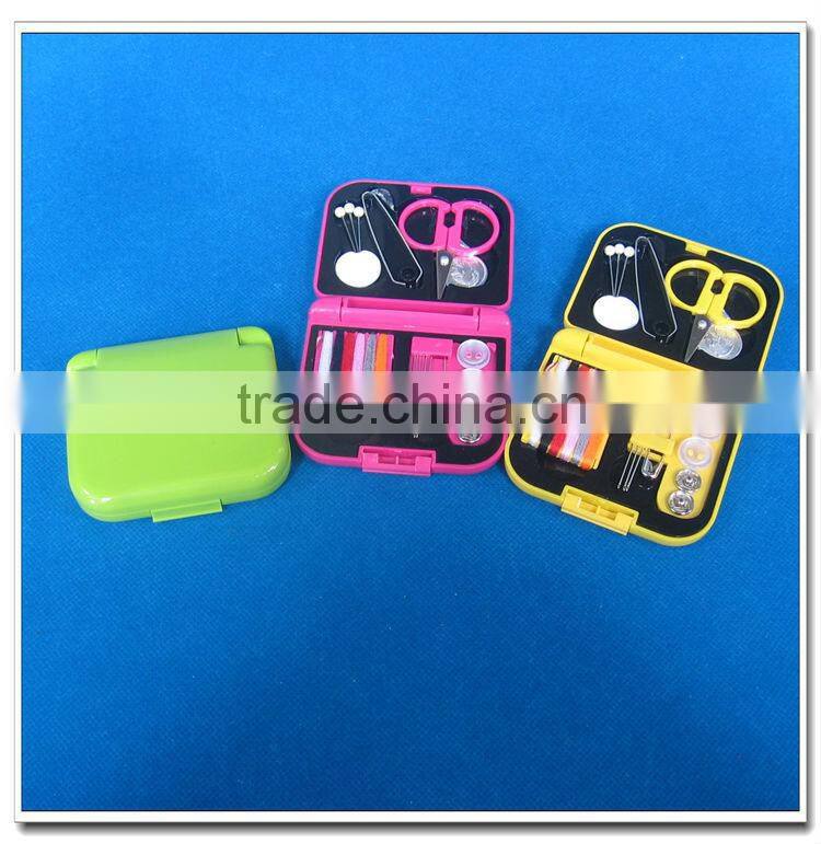 High quality plastic hotel sewing kit