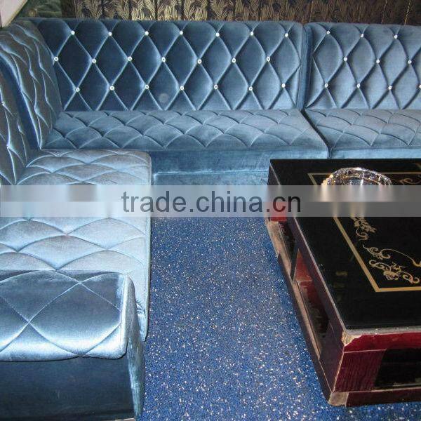 Specialty rubber roll for school