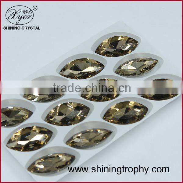 2015 high quality bulk rhinestone brooches