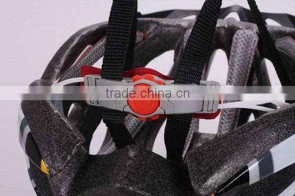 China wholesale PC in-mould sport helmet (with 22 air vents ) with high quality