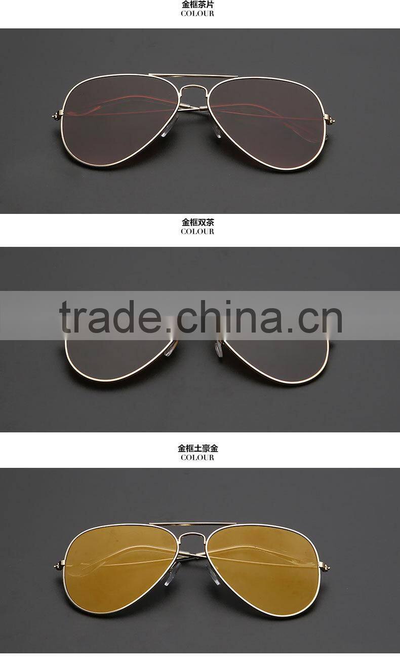 Fashion Dazzle colour sunglasses with color film lenses