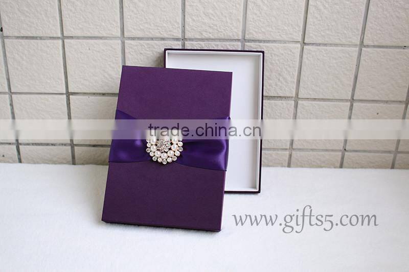 Gracefull Handmade purple wedding invitation gift boxes