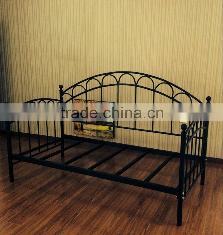twin size classical metal daybed