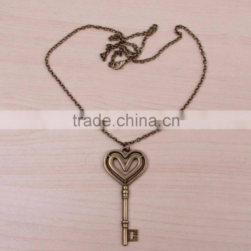 New arrival pop steampunk key chain heart pendant bronze statement necklace 2015 yiwu fashion jewelry hot sale