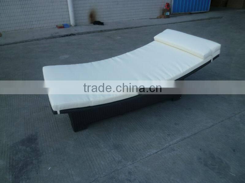 HK-outdoor leisure single rattan sunbed CF639L