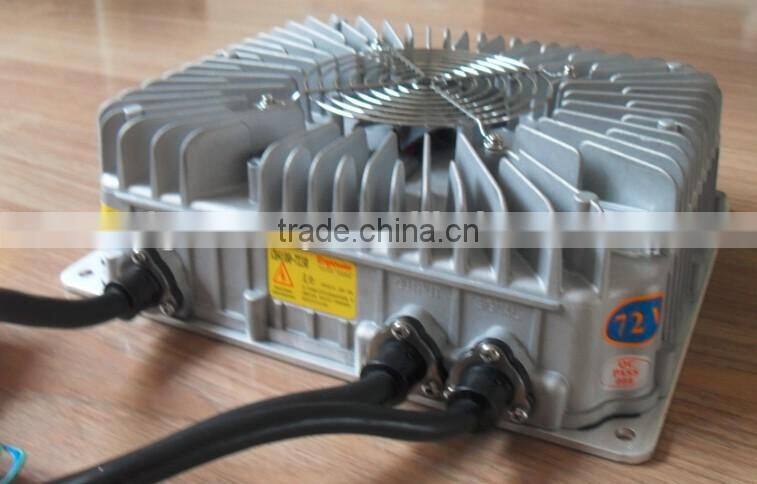 3kw on-board 96 20a battery charger with auxiliary output power