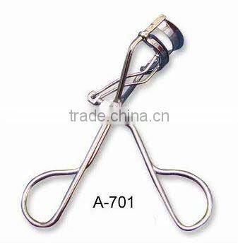 metal eyelash curler