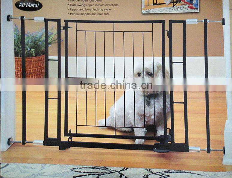 Adjustable metal hands free pet gate with foot pedal baby gate