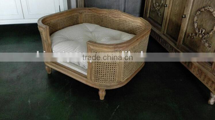 Bisini French style luxury rattan pet bed wholesale and retail - BF07-80119