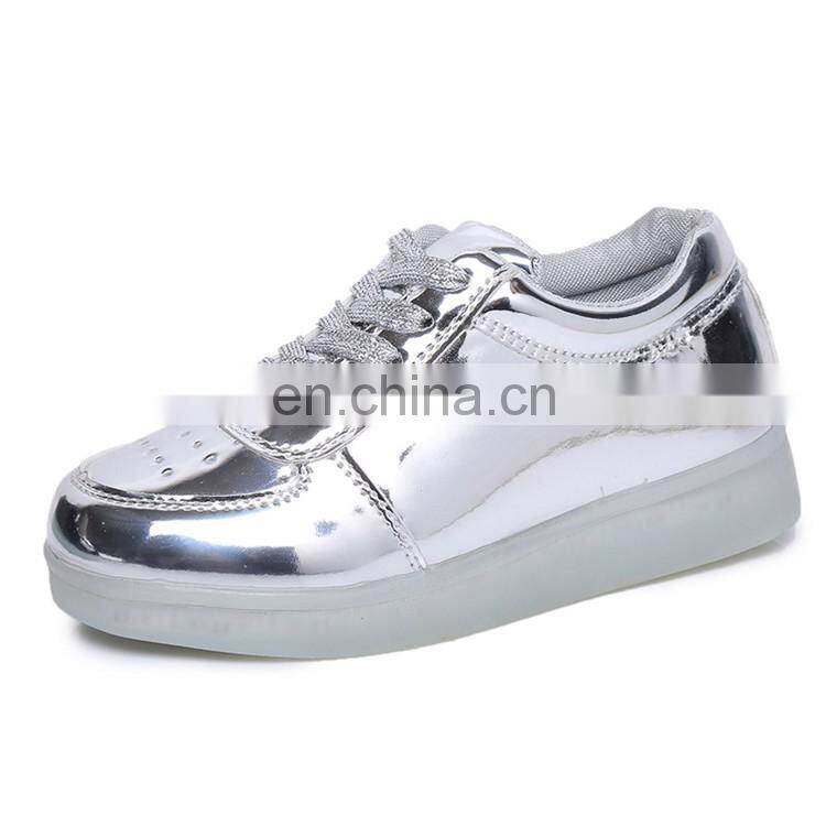 latest high quality OEM color and label USB kid boys and girls LED sneakers shoes