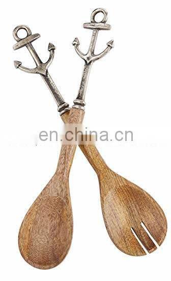 black & gold cutlery