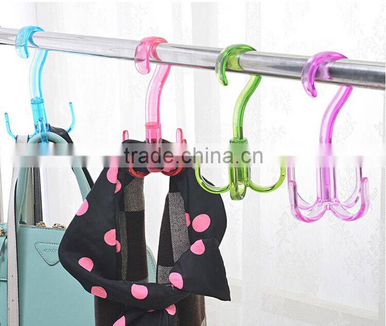 Four Paws Novelty Plastic Clothes Hanger Hooks