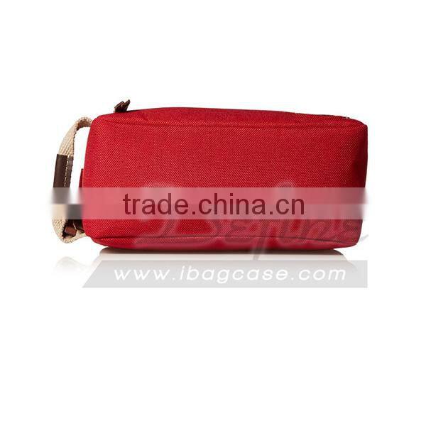 The simple durable canvas toiletry kit